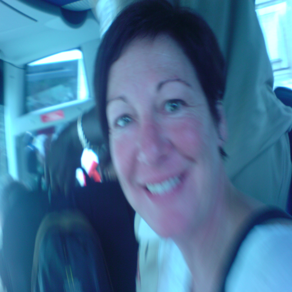Lynne's avatar